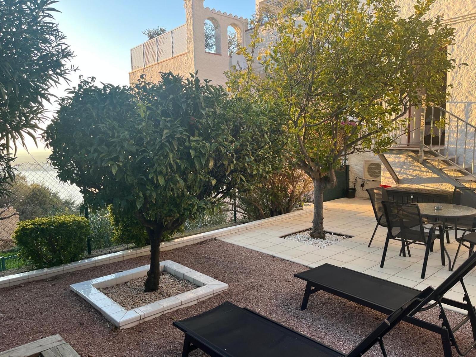 Appartement Duplex Rosas Avec Terrasse Magnifique Jacuzzi Vue Mer エクステリア 写真